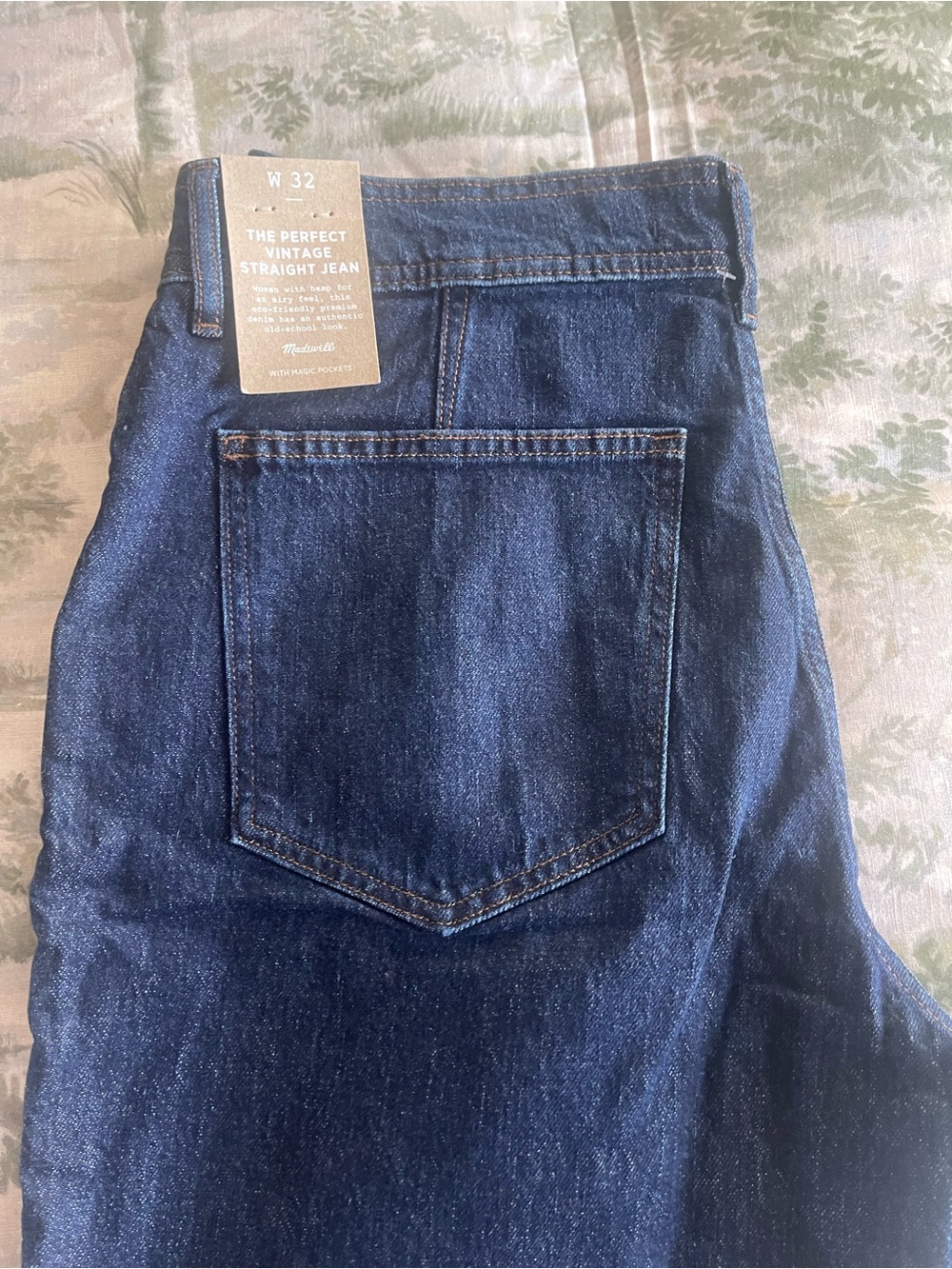 Madewell Woman's Baggy Dark Indigo Jeans - Picture 2 of 10